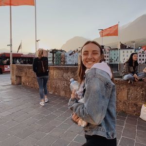 Meet your Posher, Leah